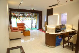 Sripadam Grand,,3 star