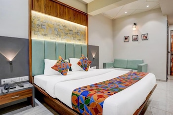 Hotel Annex Inn,,2 star