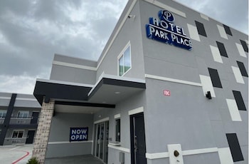 Hotel Park Place,,3 star