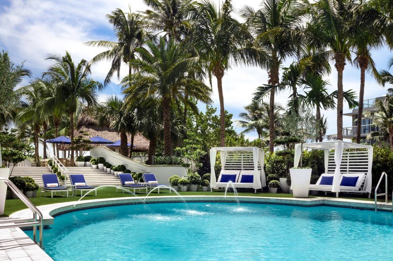 cadillac hotel and beach club autograph collection