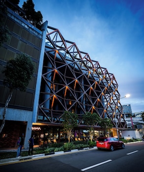 Mama Shelter Singapore,,4 star