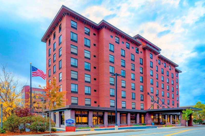hampton inn and suites pittsburgh downtown