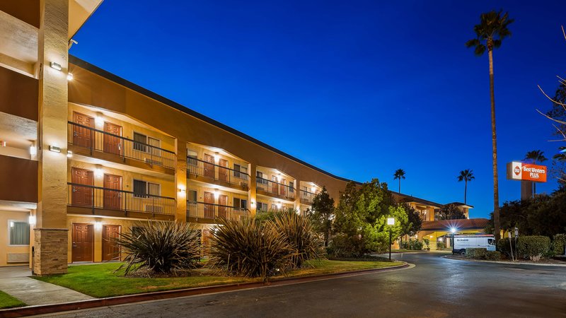 Best Western Plus Pleasanton Inn,Dublin>>Alameda,2.5 star