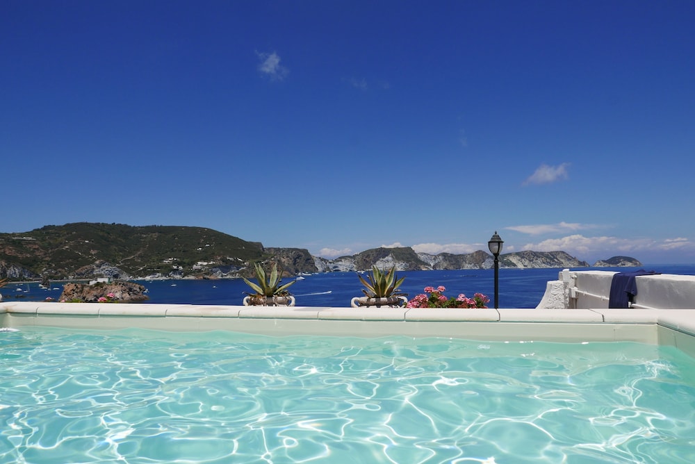 Hotel Torre Dei Borboni,Latina>>Gaeta,3 star