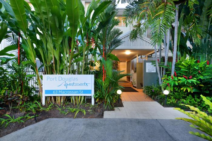 port douglas apartments adults only oasis