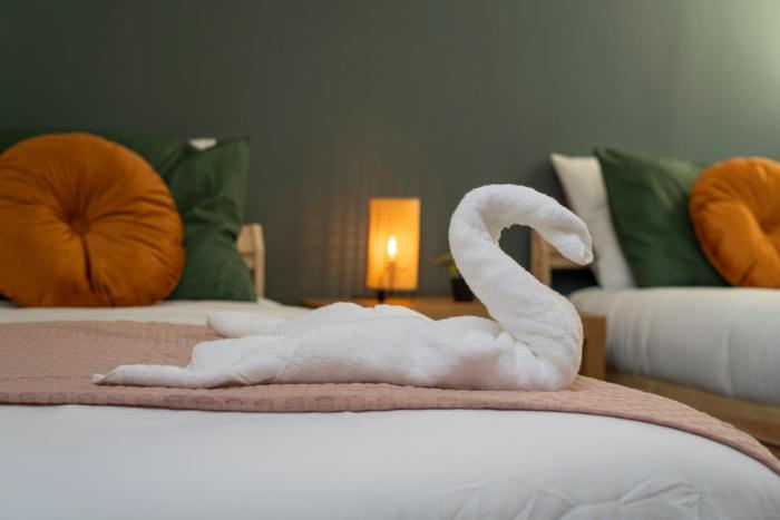 4Bedrooms-3Bath-9Beds-Wallsend,,2 star