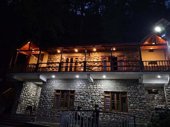 Mandeva Wooden Castle,,3 star