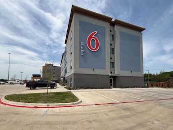 studio6 dallas tx fair park