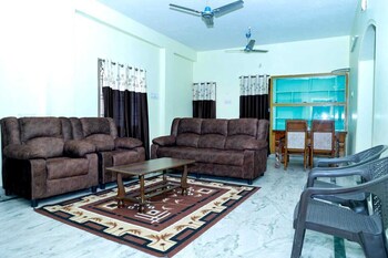j k homestay