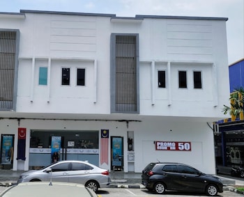 The Ardens Hotel - Pekan Nenas,,2 star