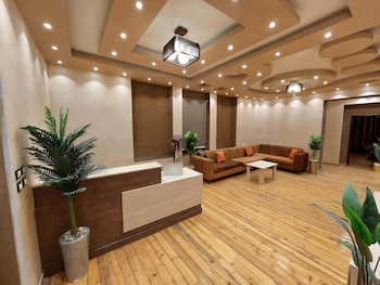 cairo plaza luxe hotel