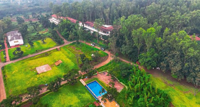 Shoonya Farm Retreat,,3 star