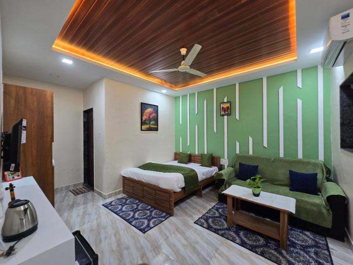 saaz resort and lawn