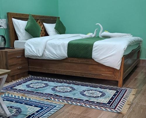 room-image