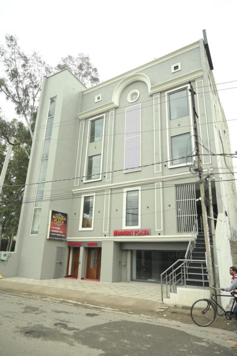 hotel modern plaza