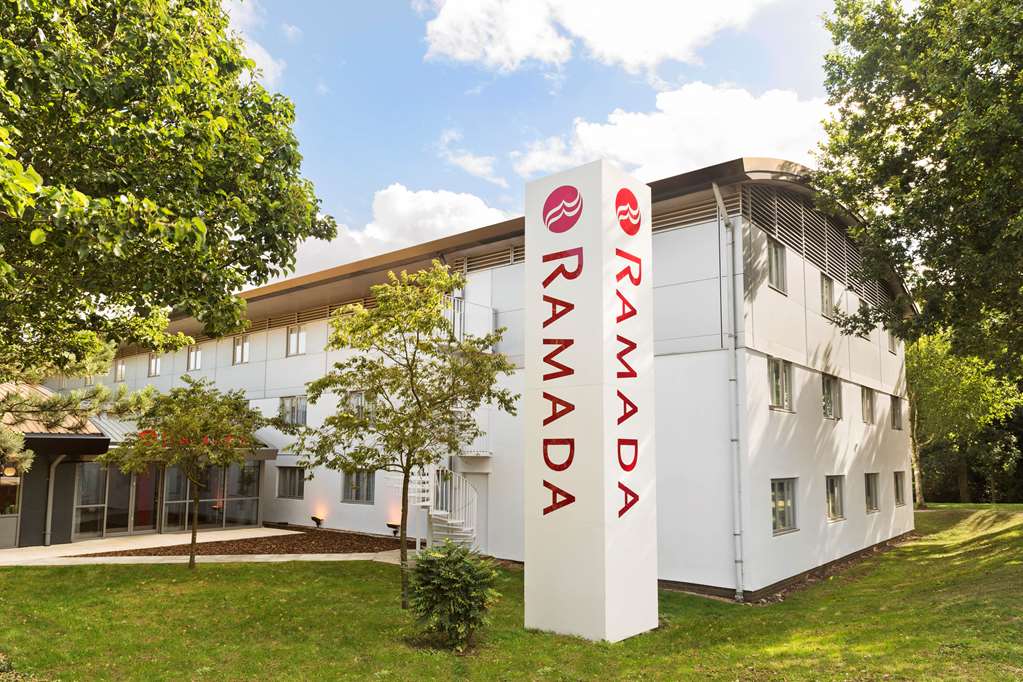 Ramada By Wyndham South Mimms M25,Hertfordshire>>Hertford,3.5 star