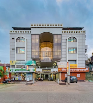 hotel anand inn solapur