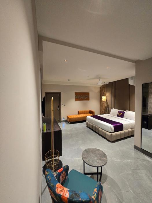 Western Banjara,,3 star