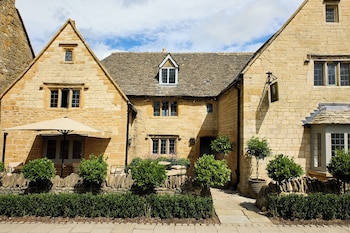 House Of George W. Davies,,3 star