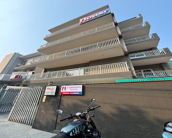 Housr Sector 43 Gurgaon Paras Hospital,,4 star