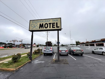 cloverleaf motel by belvilla richmond near turnpike