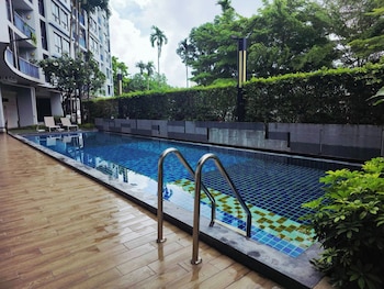 vista old town phuket