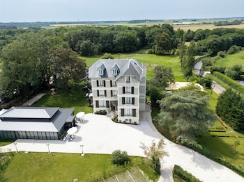 Villa Edmond,,4 star