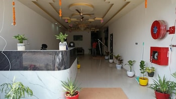 Madhav Palace,,3 star