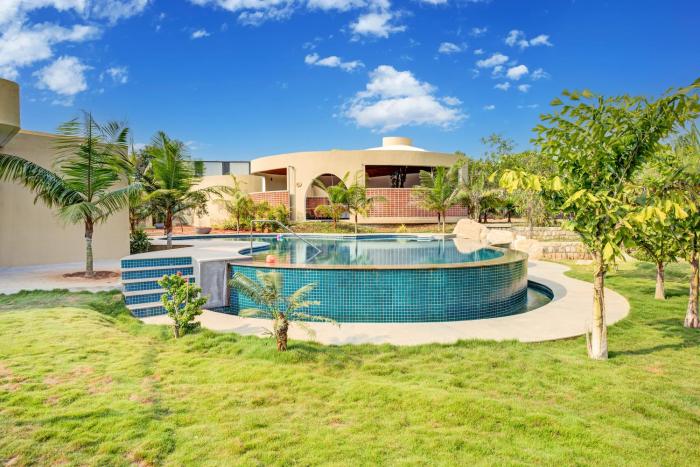 Elivaas Urvi Suites,,2 star