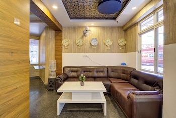 Diamond Palace,,3 star