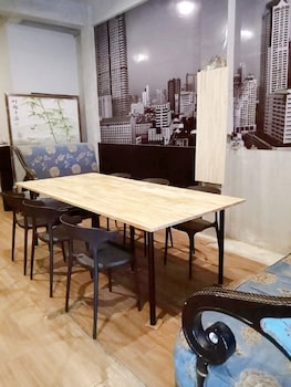 Go Inn Silom Road - Bts Saint Louis,,2 star