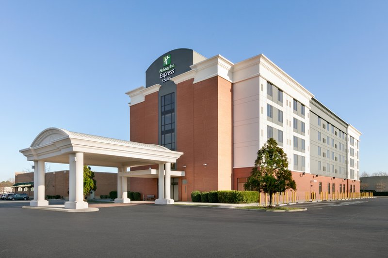 Holiday Inn Express Hotel & Suites Norfolk Airport,Norfolk - Virginia Beach>>Norfolk,2.5 star