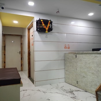 hotel tanvi marol