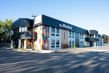 The Wexford Hotel,,2 star