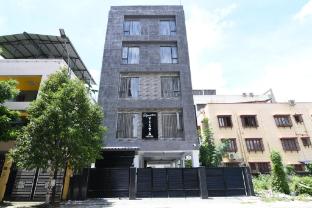 Hotel Signature Vista,,2 star