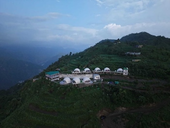 hr 26 hotels and resorts