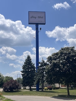 Stay-Well Inn,,2 star