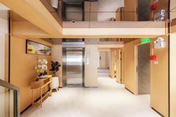 banana guesthouse south pattaya