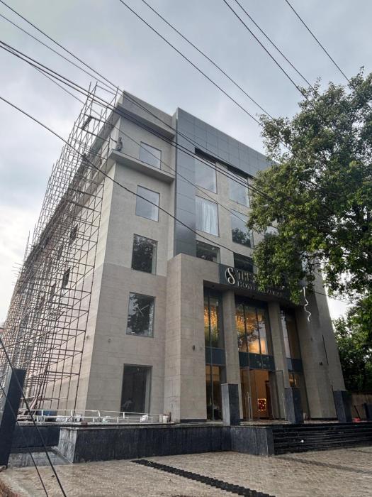 the supreme hotel and banquet