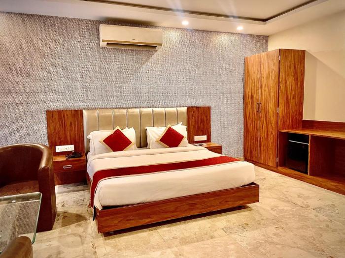 hotel sanskar prime