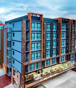 Metro Hotel Phahonyothin 35,,2 star