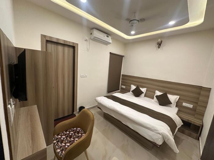 hotel vrinda shridhar