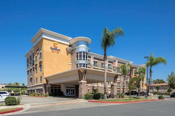 comfort suites ontario airport convention center