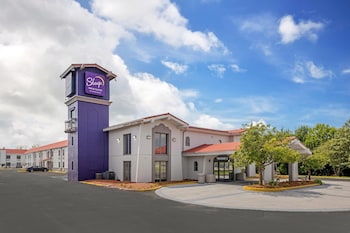Sleep Inn & Suites,,0 star