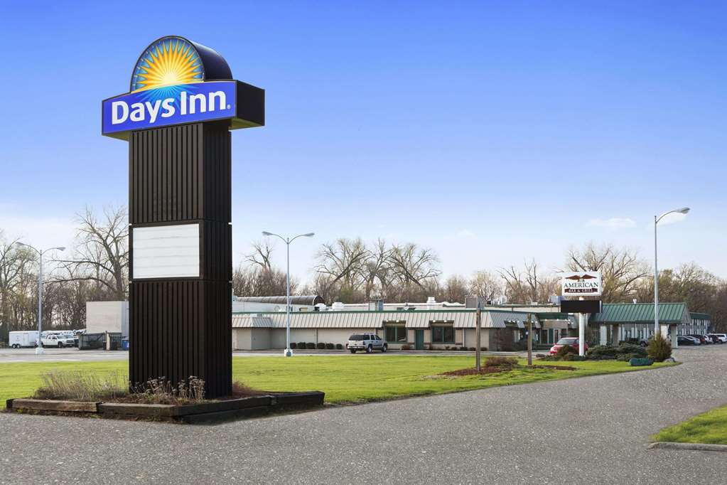 Days Inn By Wyndham Rock Falls