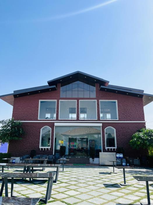 Mahi Baagh Resort,,0 star