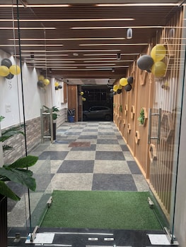 corporate business hotel yashobhoomi
