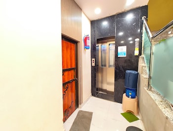 hotel bnandk grand varanasi