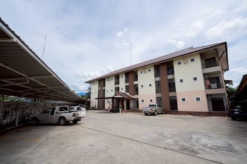 K.N. Grand Hotel,,0 star