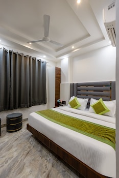 Hotel Un Star,,3 star